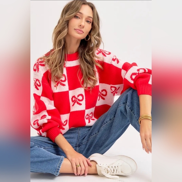 Holiday Christmas Sweater - Picture 2 of 6